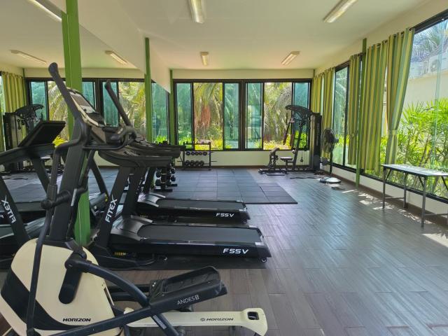HULA HULA RESORT l truly tropical and fun wellness — photo 7