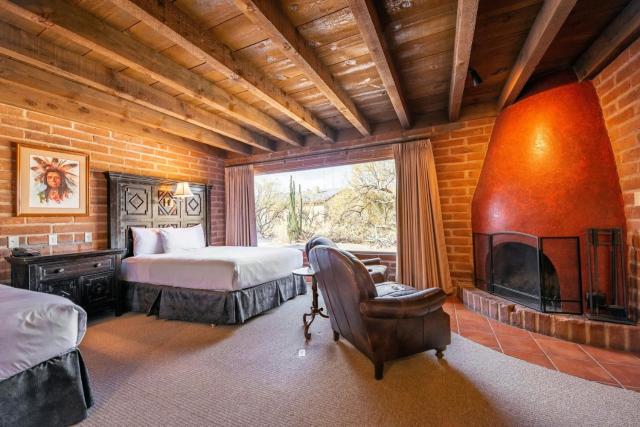 Tanque Verde Guest Ranch — photo 2