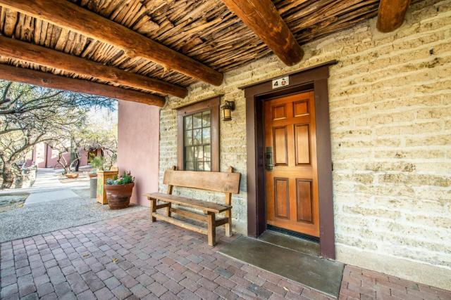Tanque Verde Guest Ranch — photo 3