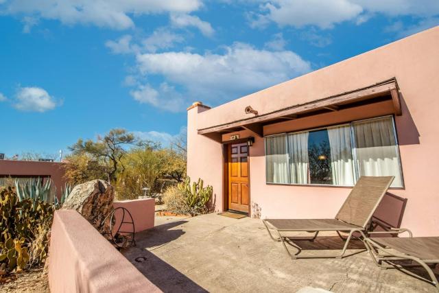 Tanque Verde Guest Ranch — photo 12
