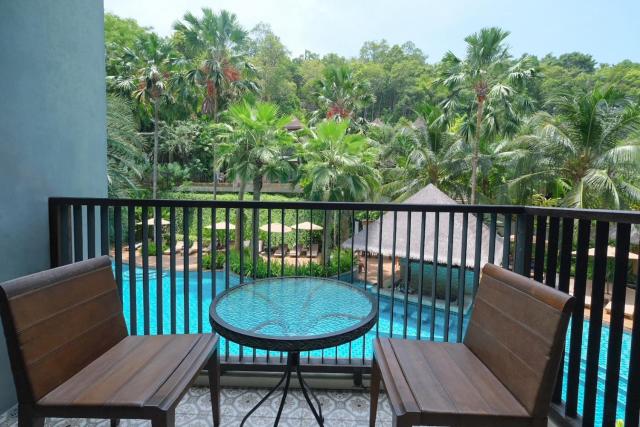 HULA HULA RESORT l truly tropical and fun wellness — photo 11