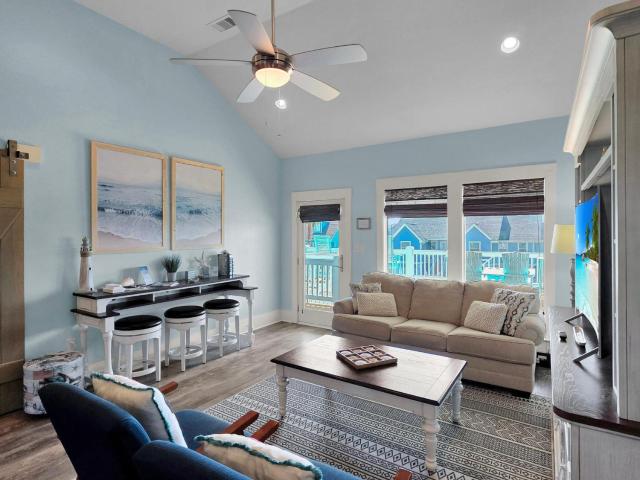 Sun of a Beach House — photo 5