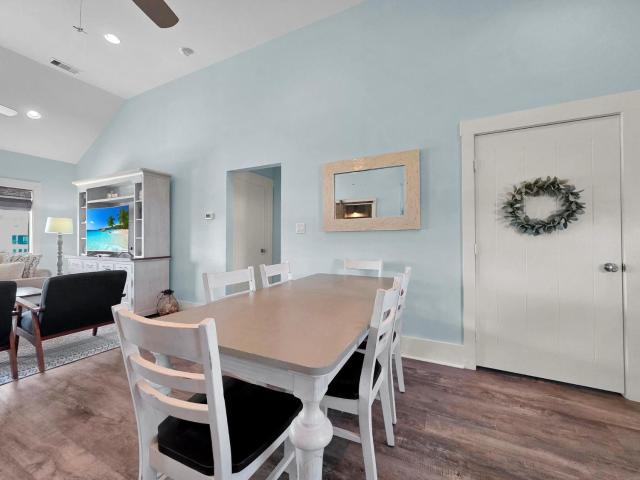 Sun of a Beach House — photo 8