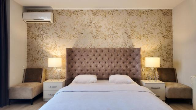 Deluxe Double Room with Balcony — Rivendell Boutique By Umbrella