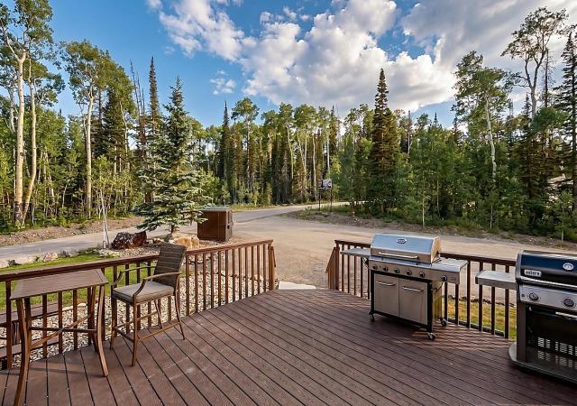 Mountain Getaway and Pool at Brian Head Ski Resort — photo 13