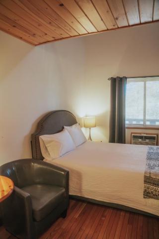 Lenroot Lodge — photo 17
