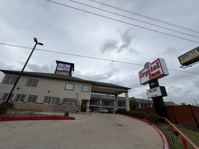Crystal Inn & Suites IAH Humble — photo 5