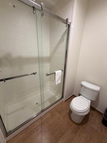 Crystal Inn & Suites IAH Humble — photo 3