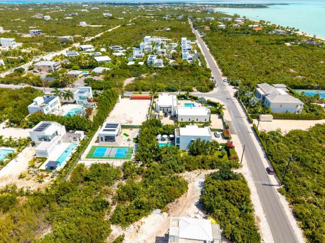 Long Bay Pool Escape Minutes from Grace Bay — photo 16