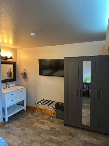 Columbine Motel — photo 12