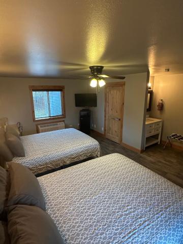 Columbine Motel — photo 17