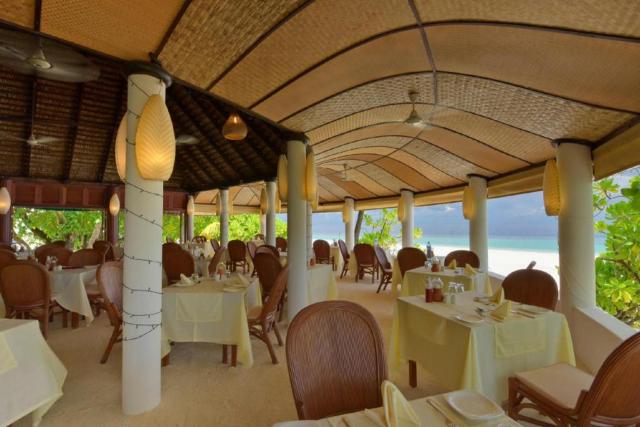 Angaga Island Resort & Spa — photo 21