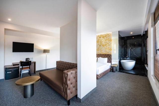 Highgarden Hotel — photo 11