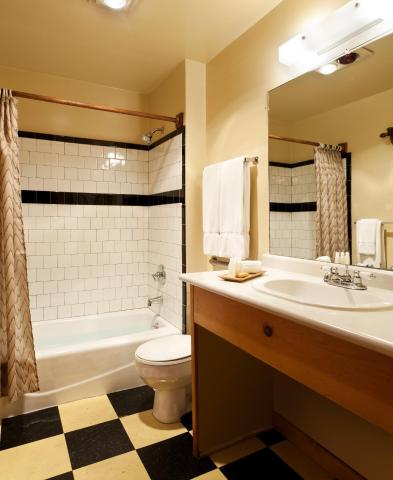 Tamarack Lodge — photo 23