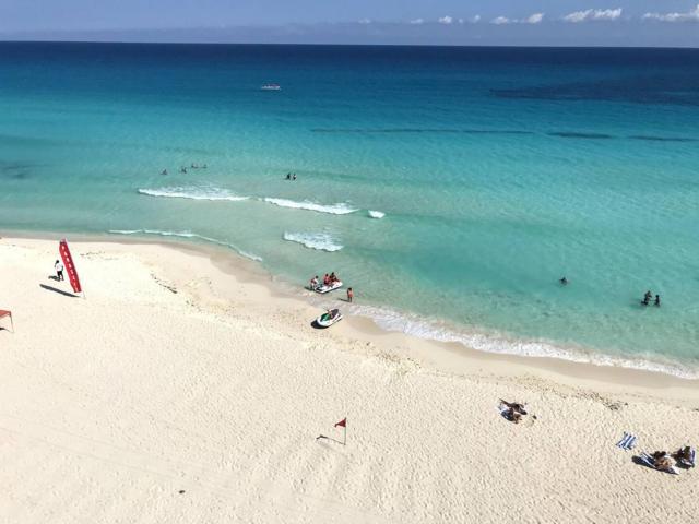 Caribbean View at Cancun Plaza Beachfront Condos — photo 14