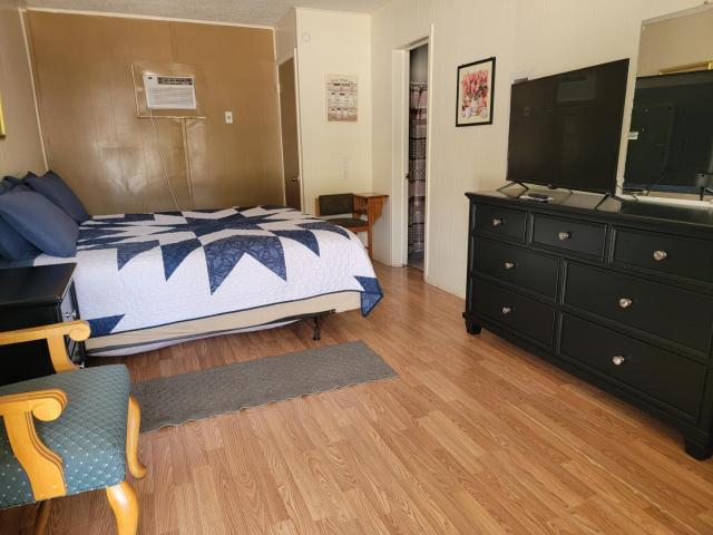 Canton Motel — photo 18