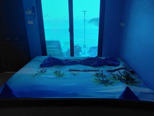 Koh Samed Lungdam Hutbeach เกาะเสม็ดลุงดำฮัทบีช — photo 18