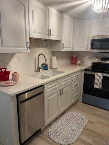 Birdsong Gulf Front Beach Suites — photo 12