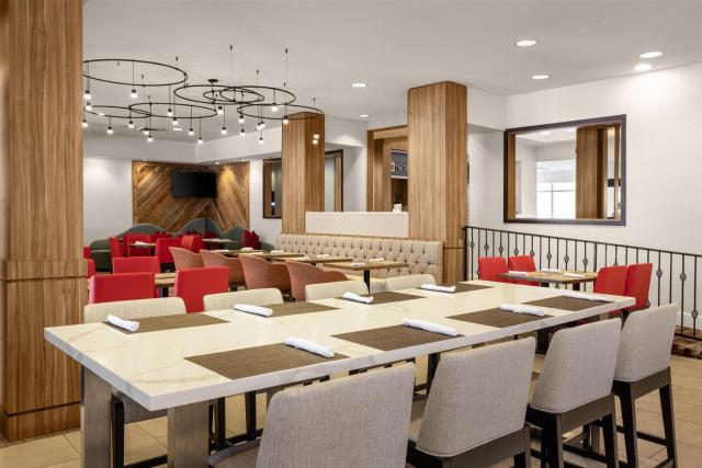Hilton Garden Inn Phoenix Airport — photo 13