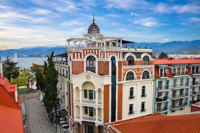 Batumi World Palace — photo 1