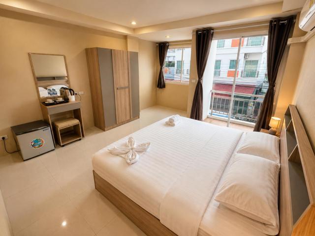 Lexis Residence Patong — photo 11