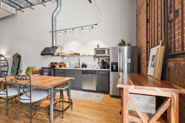 Buchanan Lofts — photo 15