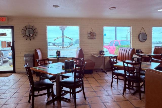 Champions Inn and Cafe — photo 19