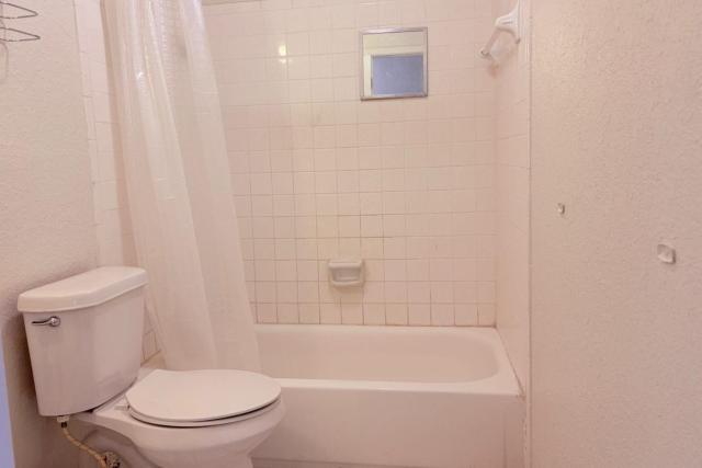 Champions Inn and Cafe — photo 11