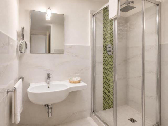 Hotel Luxor Florence — photo 19