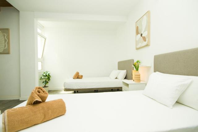 Los Alonsos - Open Mall - By AZ Rentals — photo 10