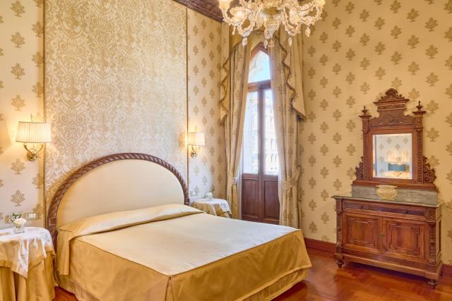Hotel Palazzo Stern — photo 16