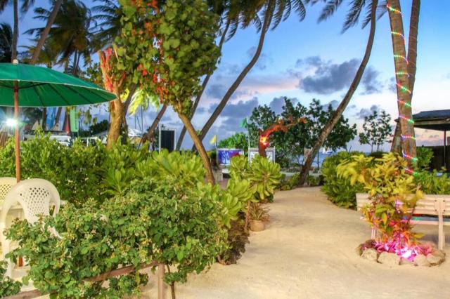Salt Beach Hotel — photo 9