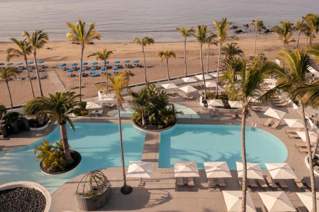 Plus Fariones Suite Hotel — photo 9