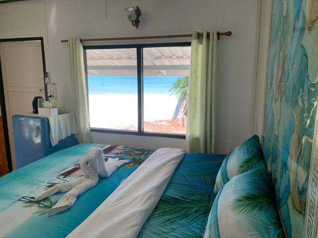 Koh Samed Lungdam Hutbeach เกาะเสม็ดลุงดำฮัทบีช — photo 2