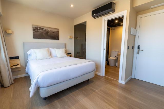 Arena Málaga Suites — photo 15