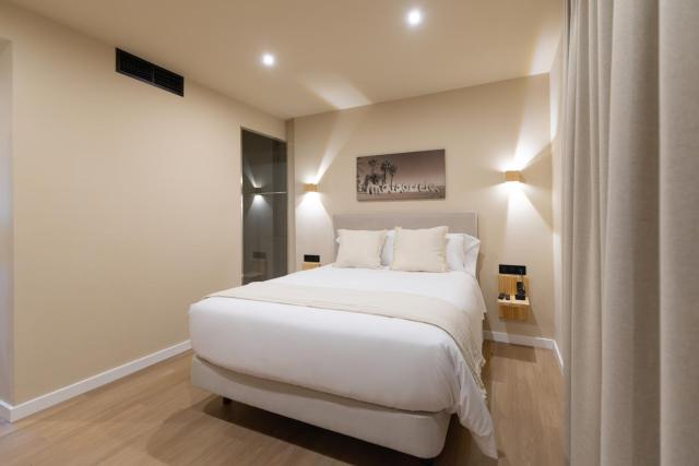 Arena Málaga Suites — photo 12