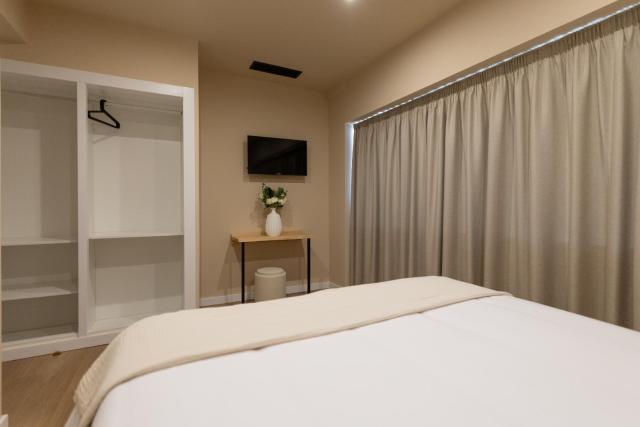 Arena Málaga Suites — photo 10