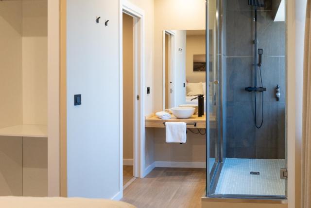Arena Málaga Suites — photo 9