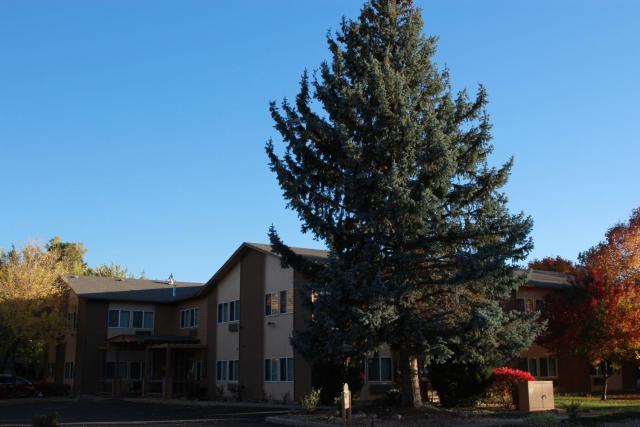 Boulder Twin Lakes Inn — photo 22