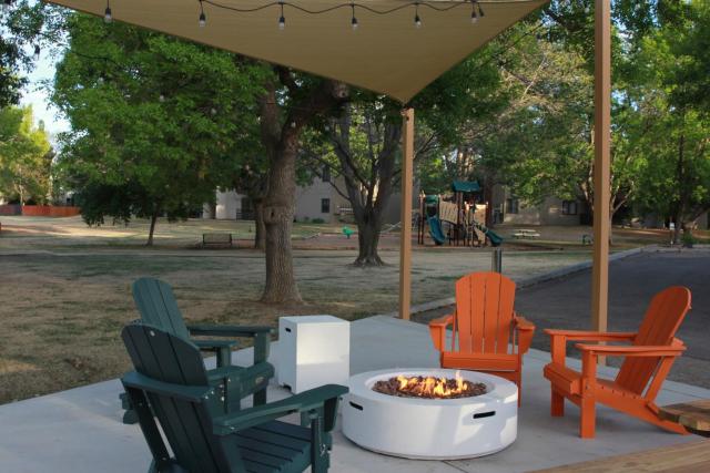 Boulder Twin Lakes Inn — photo 1