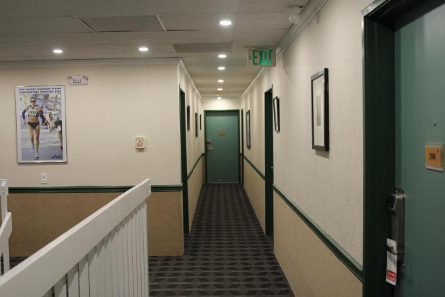 Boulder Twin Lakes Inn — photo 23