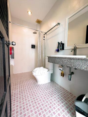 Kata Beachwalk Hotel and Bungalows — photo 22