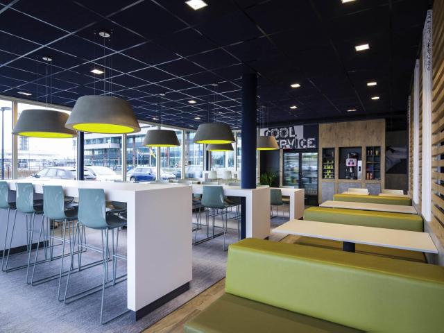 ibis budget Rotterdam The Hague Airport — photo 23