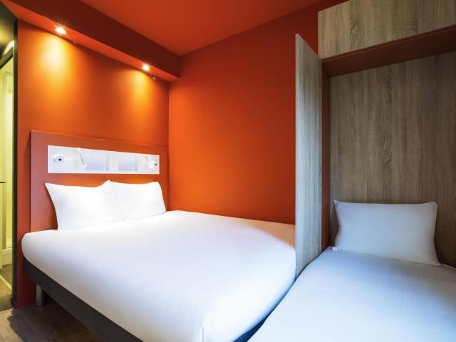 ibis budget Rotterdam The Hague Airport — photo 12
