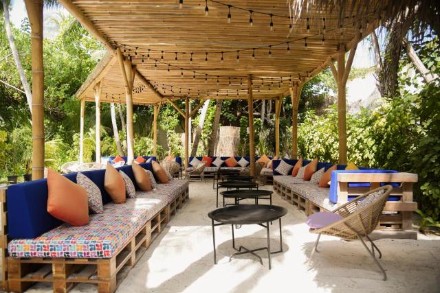 Constance Moofushi Maldives — photo 19