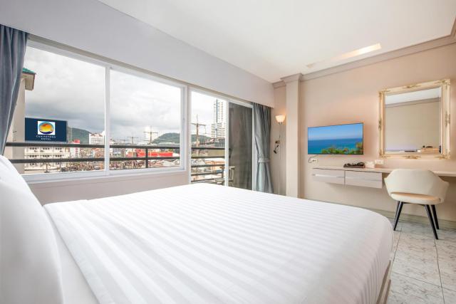C & N Hotel Patong, Phuket — photo 15