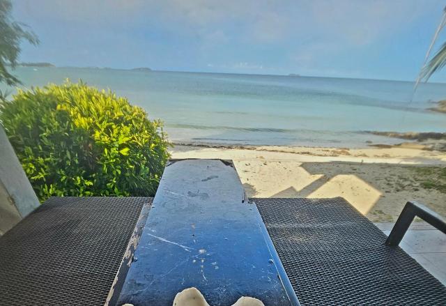 Koh Samed Lungdam Hutbeach เกาะเสม็ดลุงดำฮัทบีช — photo 1