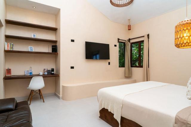 Enigmatic Boutique Hotel — photo 18