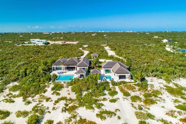 Brise De Mer 4 BR Villa — photo 22