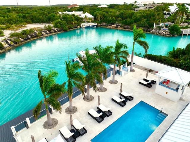 Lagoon View Villa, Pool, Dock, & Waterways — photo 6